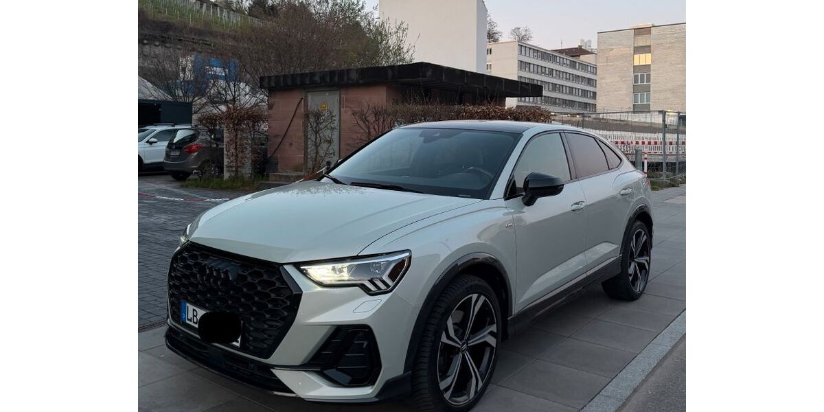 Audi Q3 73.000 km 33.900 &euro; Stuttgart 70191