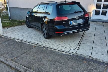 VW Golf 136.000 km 11.250 &euro; Grafenau 71120