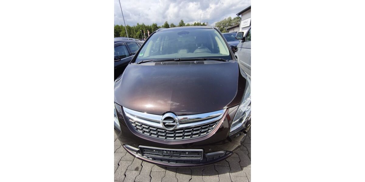 Opel Zafira 191.000 km 4.999 &euro; Paderborn 33102