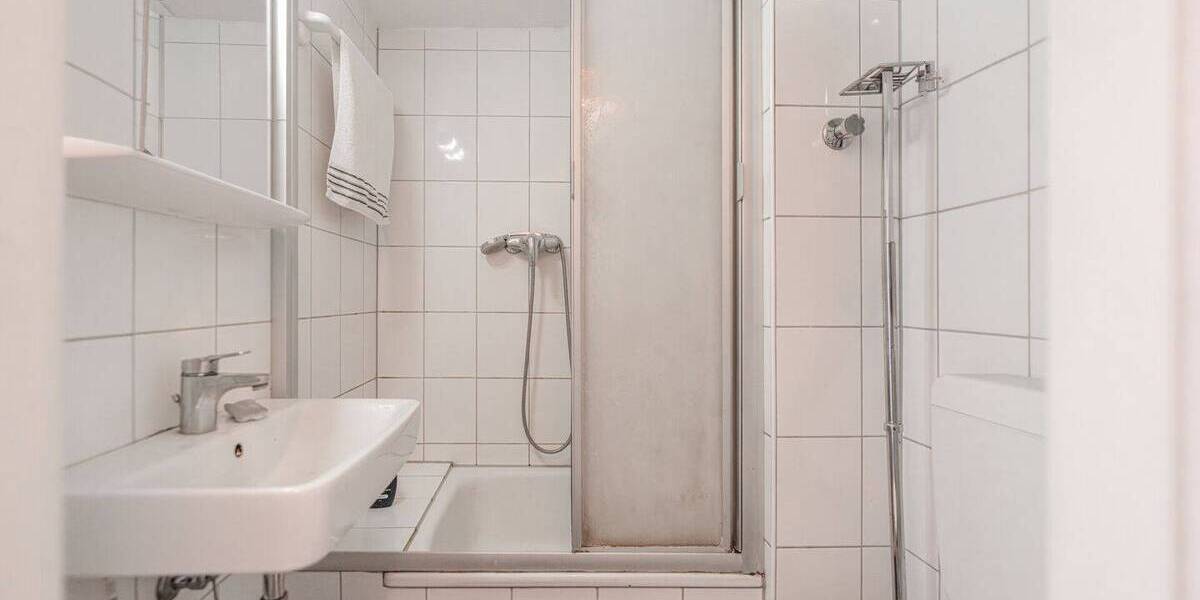 Etagenwohnung Düsseldorf Friedrichstadt - 1 Zimmer, 38 m&sup2;, 495&euro; | Angebot:26359105