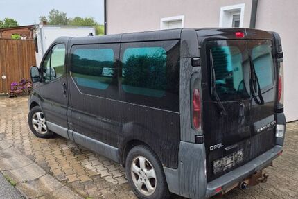 Opel Vivaro 300.000 km 2.200 &euro; Eggenfelden 84307