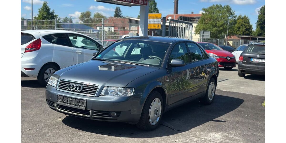 Audi A4 156.000 km 1.999 &euro; Rheurdt 47509