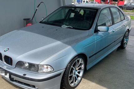 BMW 523 295.000 km 5.000 &euro; Salching 94330