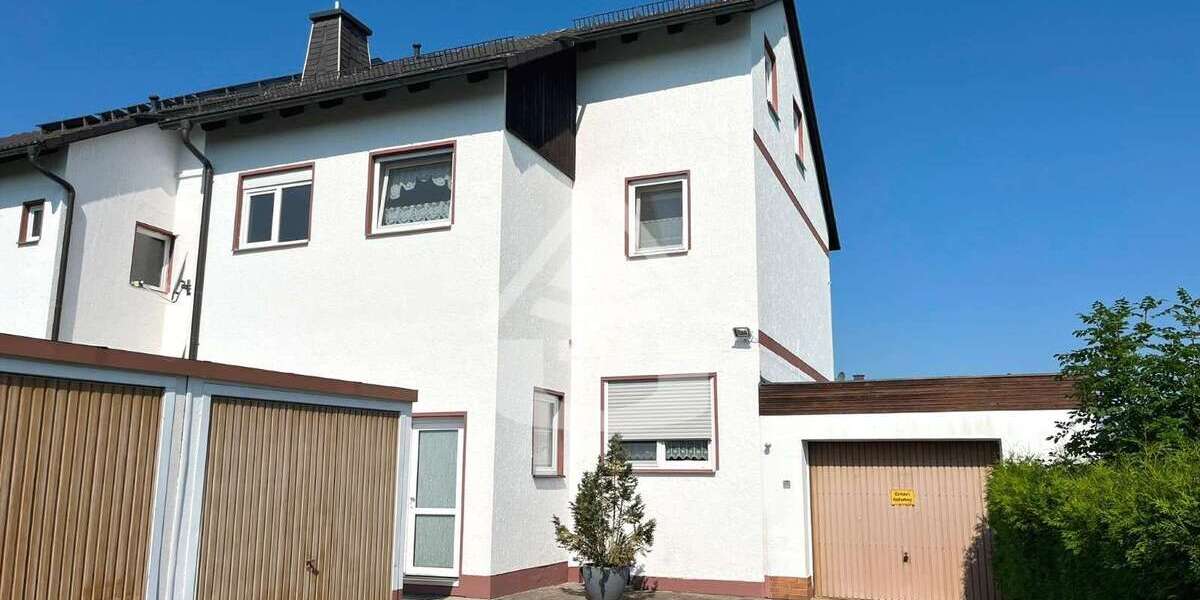 Etagenwohnung Wunsiedel - 4 Zimmer, 99 m&sup2;, 109.000&euro; | Angebot:27142550