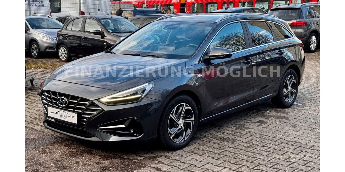 Hyundai i30 80.000 km 16.899 &euro; Stuttgart 70327