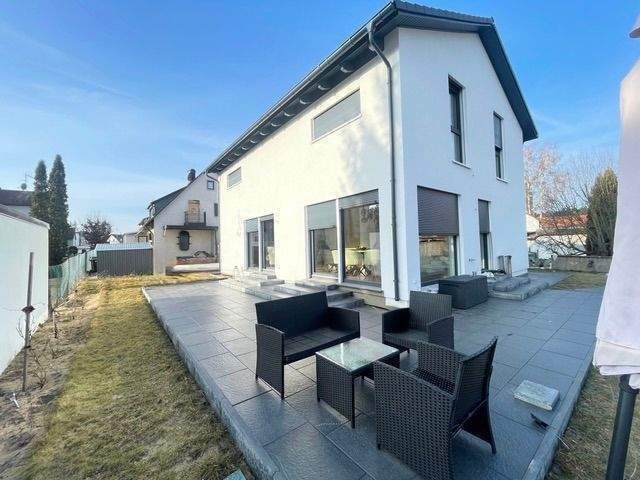 Einfamilienhaus Röthenbach an der Pegnitz Röthenbach - 6 Zimmer, 165 m&sup2;, 970.000&euro; | Angebot:26627384