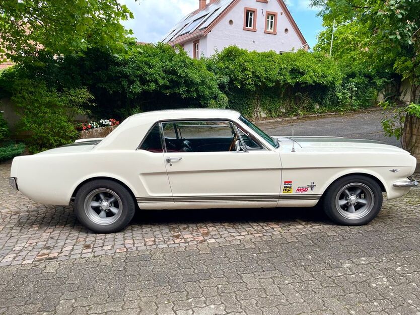 Ford Mustang 55.555 km 26.000 € Hauenstein 76846