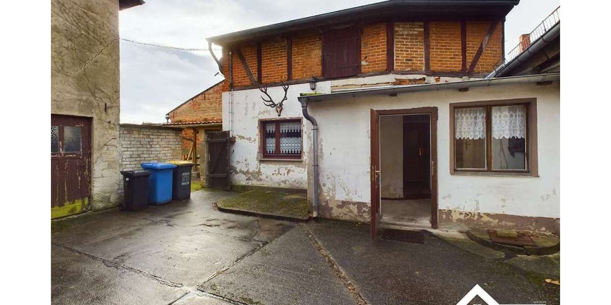 Einfamilienhaus mit viel Potenzial, großem Grundstück und vielseitig nutzbarem Nebengebäude - Einfamilienhaus Grimme Grimme | Angebot:25717453