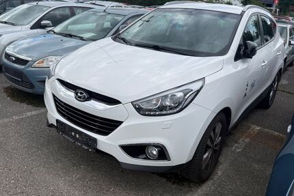 Hyundai ix35 108.000 km 9.999 € Sindelfingen 71065