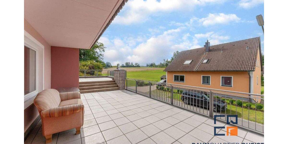 Behinderten und Rollstuhlgerechtes Mehrfamilienhaus mit Aufzug, Sonnenterrasse und großen Garten 9 zimmer