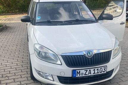 Skoda Roomster 217.054 km 2.000 &euro; München 80801