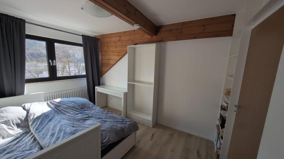 Dachgeschoßwohnung Aachen Aachen-Mitte - 3 Zimmer, 80 m&sup2;, 790&euro; | Angebot:25046375