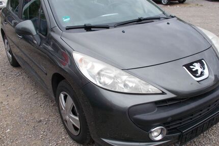 Peugeot 207 130.504 km 2.890 &euro; Kitzingen 97318