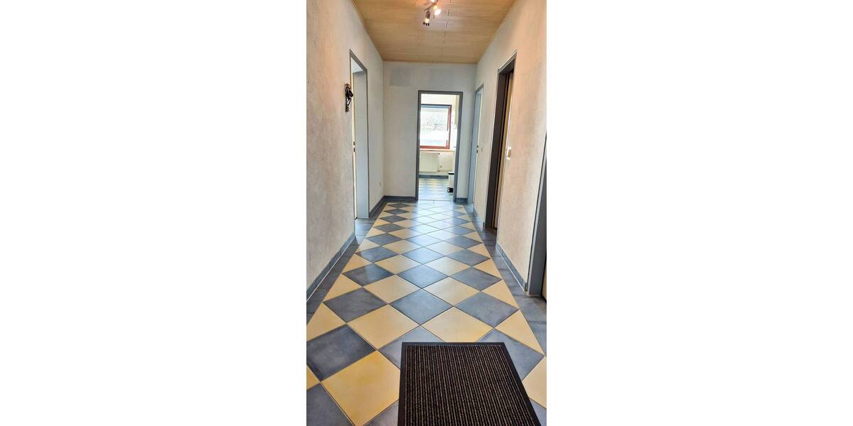 Etagenwohnung Bad Schwartau - 3 Zimmer, 96 m&sup2;, 199.000&euro; | Angebot:26026706