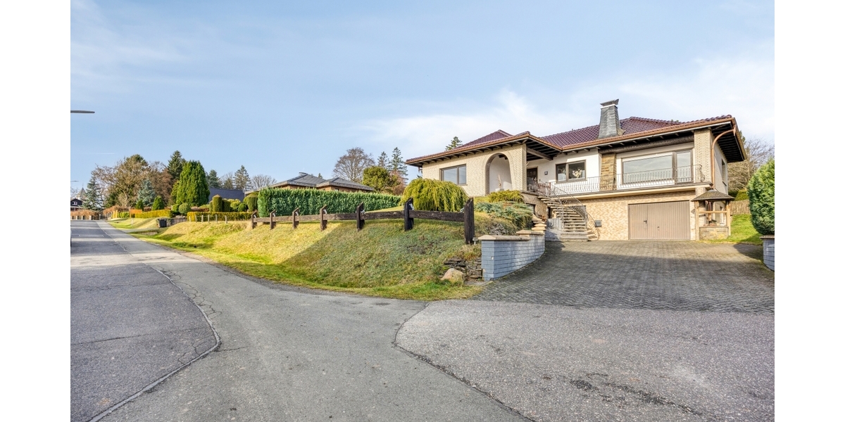 Ländliche Idylle trifft Komfort – Freistehendes Einfamilienhaus mit Einliegerwohnung in Hellenthal - Einfamilienhaus Hellenthal | Angebot:24534923