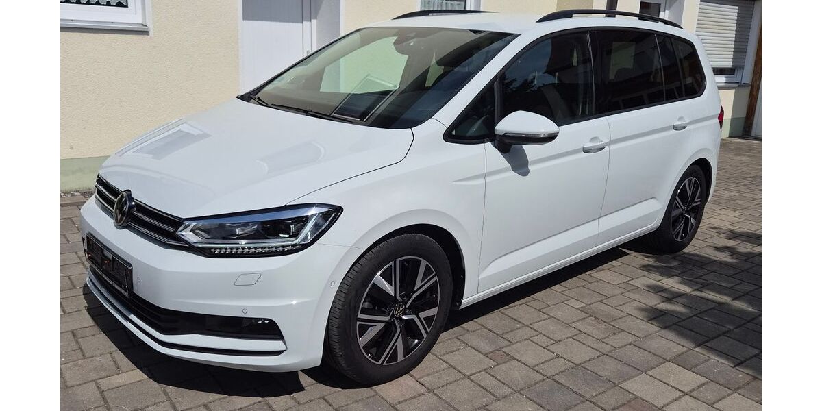 VW Touran 26.800 km 33.900 &euro; Mühlhausen 86444