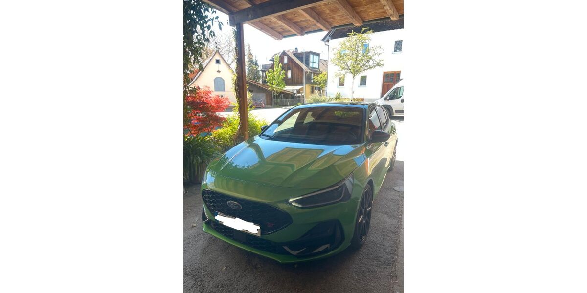 Ford Focus 27.000 km 32.500 &euro; Baltmannsweiler 73666