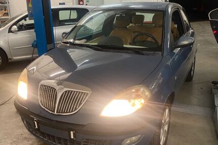 Lancia Ypsilon 130.000 km 1.500 € Wasserburg 88142