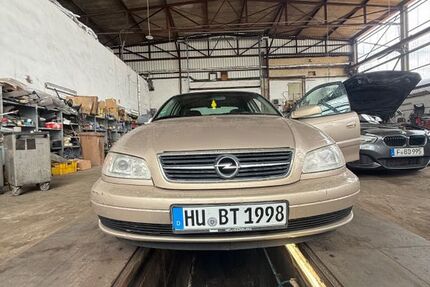 Opel Omega 130.500 km 1.850 &euro; Hanau 63456