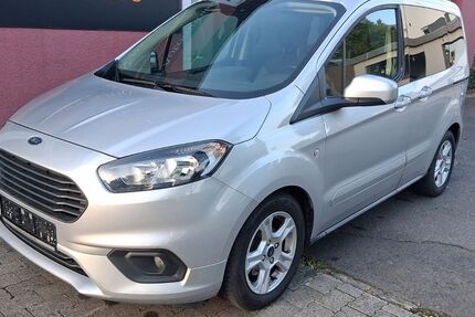 Ford Tourneo Courier 52.000 km 12.400 € Aßlar-Werdorf 35614