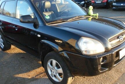 Hyundai TUCSON 224.000 km 4.250 &euro; Neumünster 24539