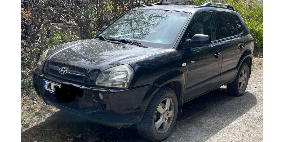Hyundai TUCSON 165.000 km 4.800 &euro; Schönwalde-Glien 14621