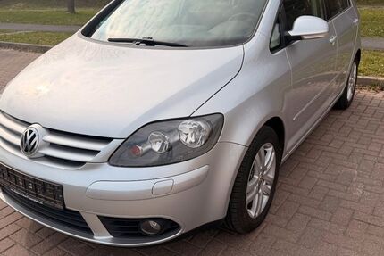 VW Golf 124.500 km 2.999 &euro; Tauberbischofsheim 97941