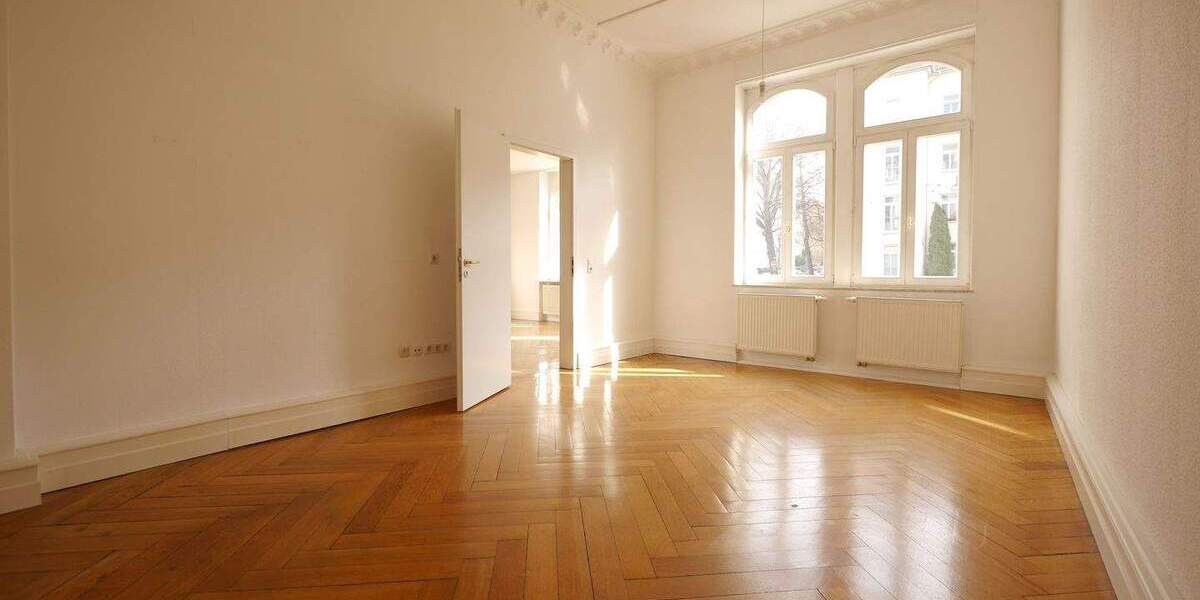 Gewerbeobjekt Erfurt Altstadt - 4 Zimmer, 188 m&sup2;, 1.410&euro; | Angebot:25563349