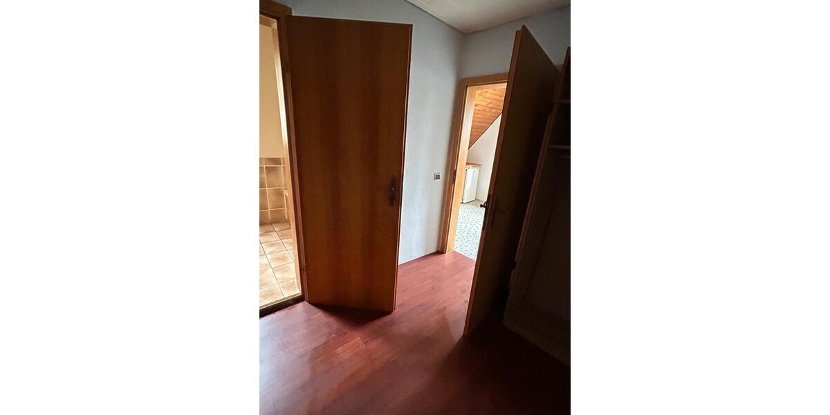 1 Zi. DG Wohnung in Hemer ab sofort 1 zimmer