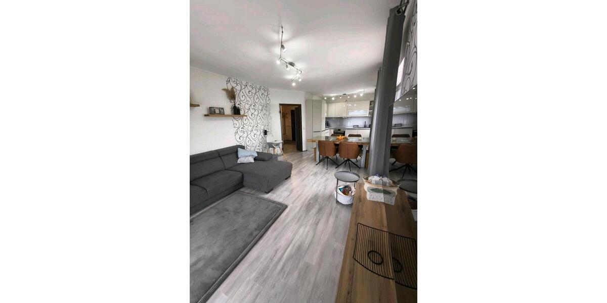 Etagenwohnung Altenkirchen (Westerwald) - 3 Zimmer, 100 m&sup2;, 245.000&euro; | Angebot:27071236