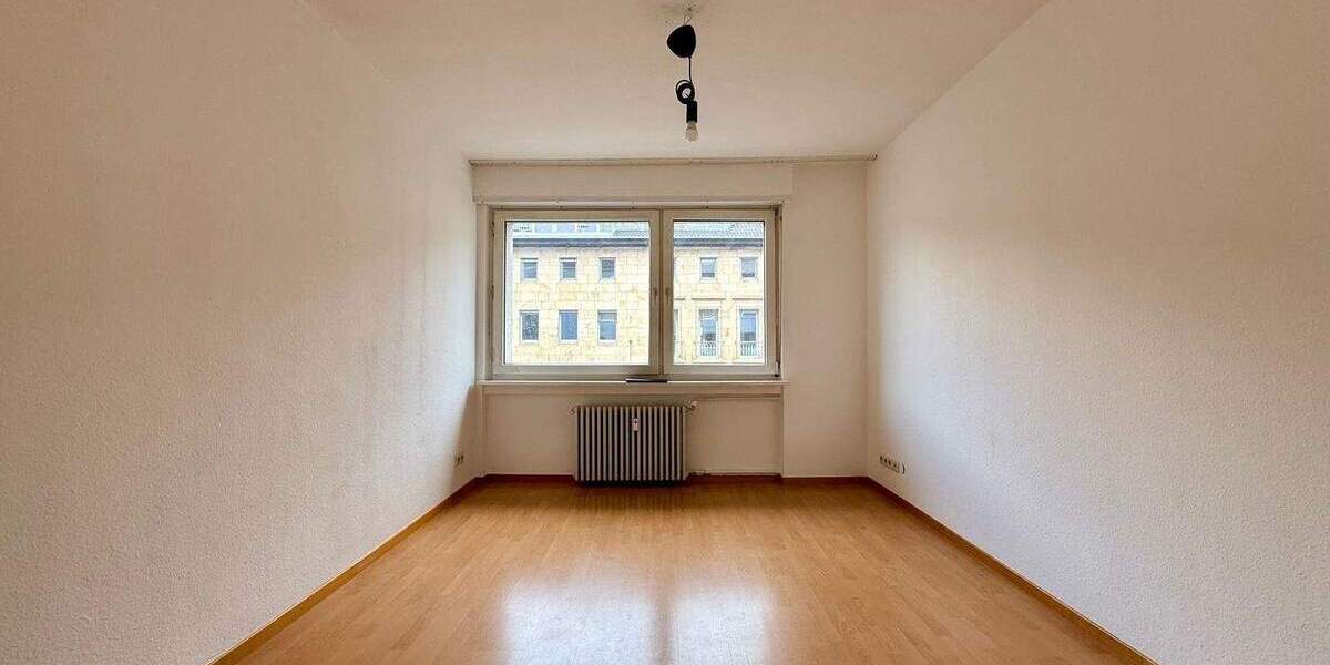 Etagenwohnung Mannheim Quadrate - 3 Zimmer, 100 m&sup2;, 1.000&euro; | Angebot:25776984