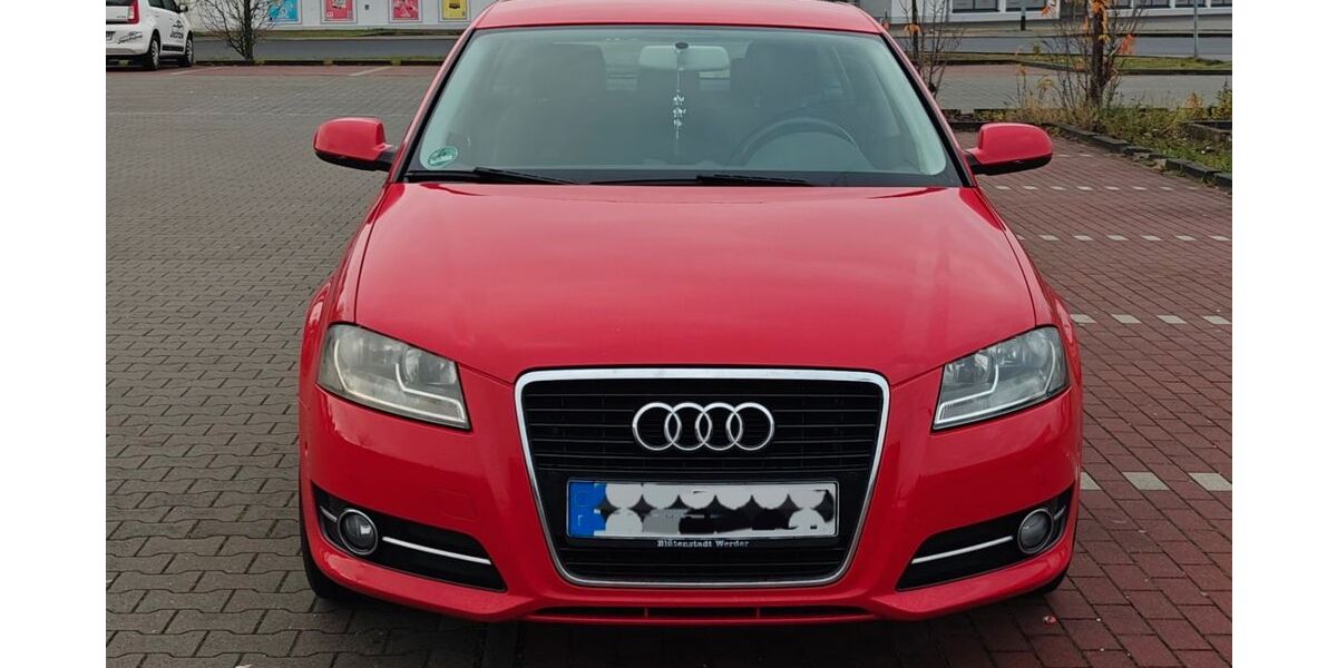 Audi A3 97.000 km 11.900 &euro; Werder 14542