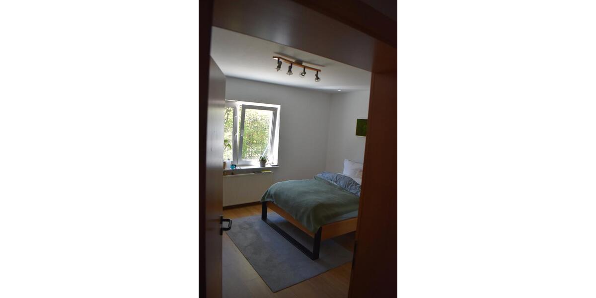Erdgeschoßwohnung Marburg Biegenviertel - 3 Zimmer, 82 m&sup2;, 900&euro; | Angebot:26336199
