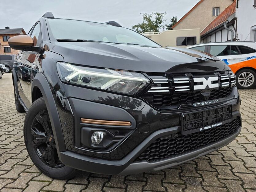 Dacia Sandero 4.600 km 15.999 € Zwenkau 04442