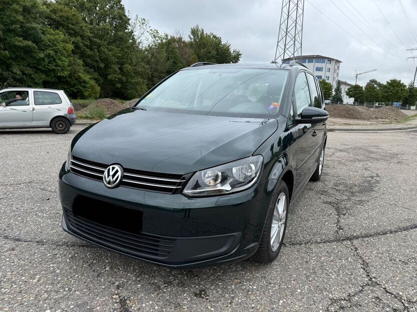 VW Touran 157.000 km 9.999 € lahr 77933
