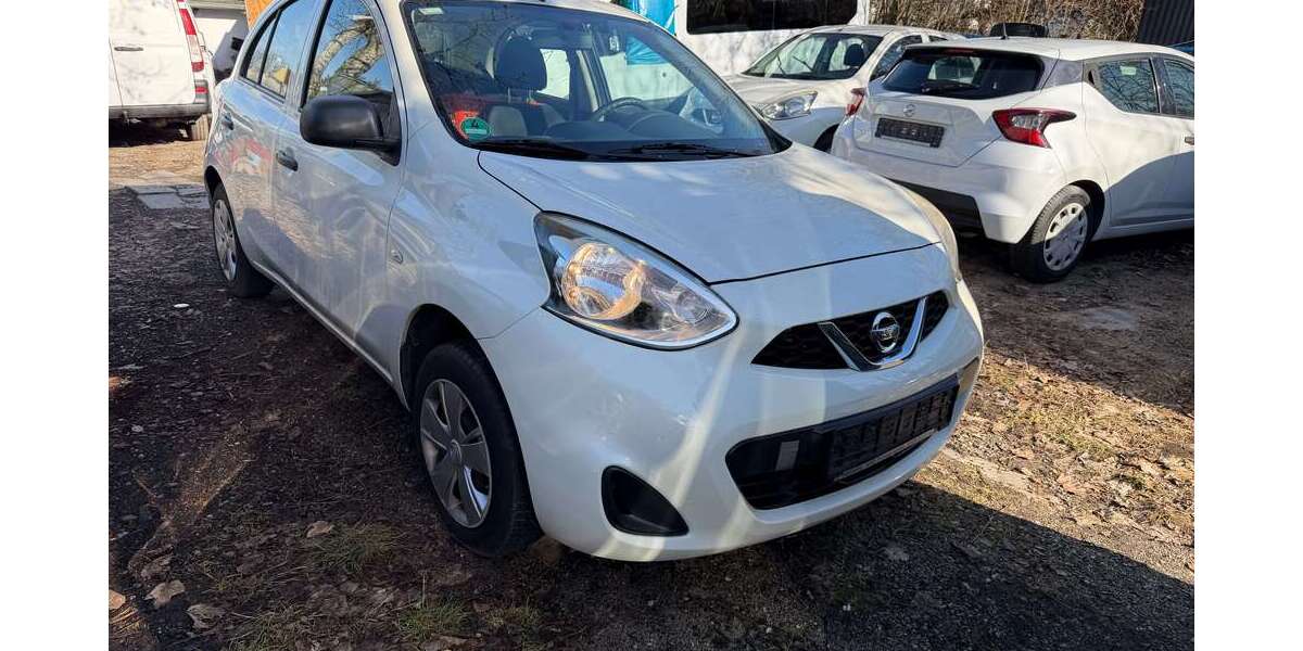 Nissan Micra 82.000 km 4.700 &euro; Berlin-Altglienicke 12524