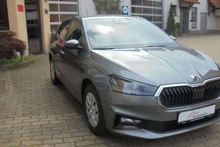 Skoda Fabia 2.000 km 19.950 &euro; Hausen 97262