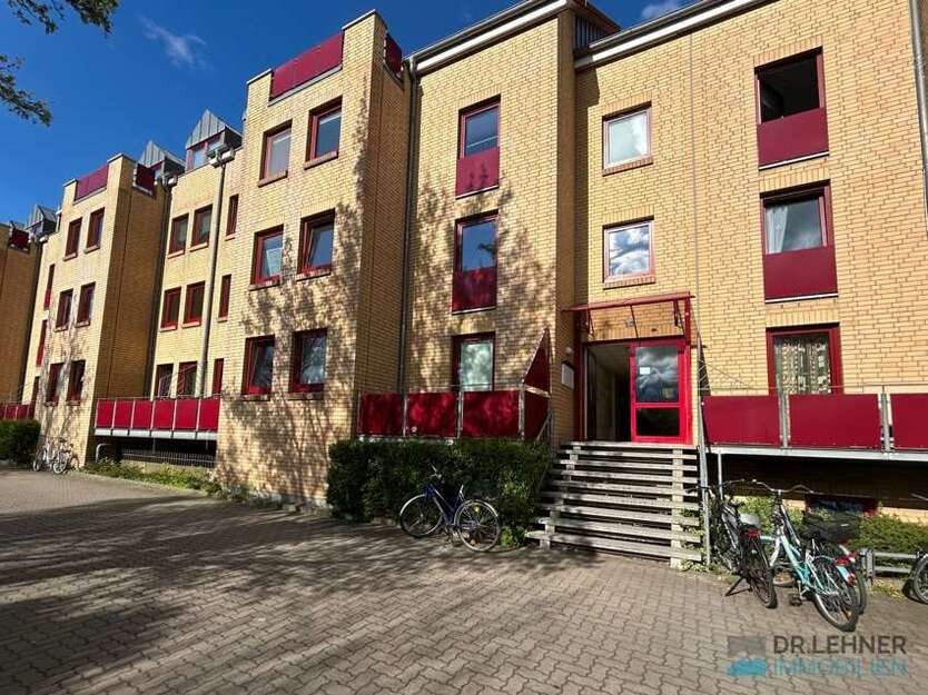 Wohnung zum Kaufen in Greifswald 80.000 € 33 m²