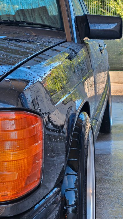 Mercedes-Benz 190 211.000 km 10.750 € Leutenbach 71397