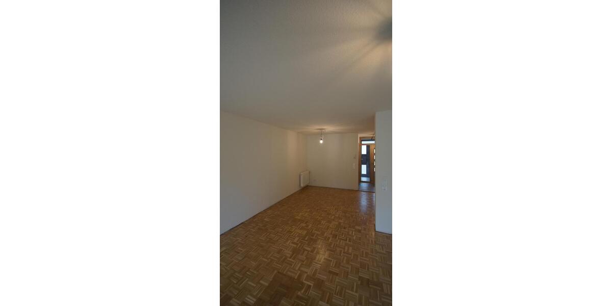 Reihenhaus Stuttgart Birkach - 5 Zimmer, 150 m&sup2;, 2.300&euro; | Angebot:25341214