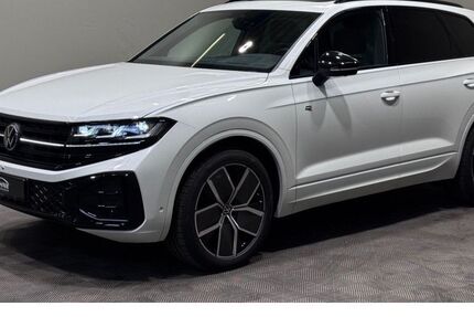 VW Touareg 21.126 km 76.330 &euro; Torgau 04860