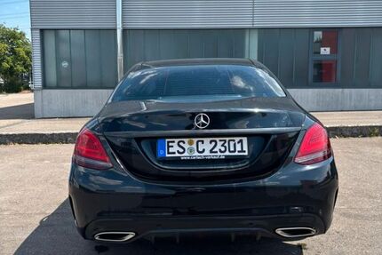 Mercedes-Benz 200 158.000 km 21.500 &euro; Aichtal 72631