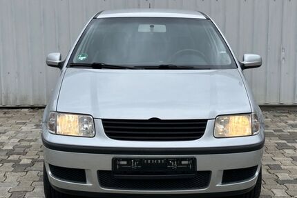 VW Polo 180.000 km 1.990 € Goslar 38642