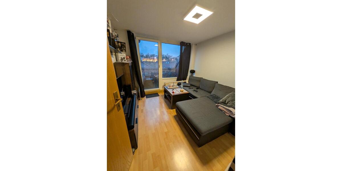 Dachgeschoßwohnung Oldenburg Kreyenbrück - 2 Zimmer, 44 m&sup2;, 430&euro; | Angebot:25423545