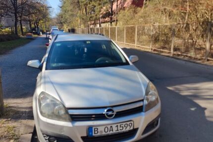 Opel Astra 204.000 km 1.200 &euro; Berlin 13589