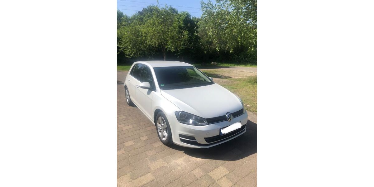 VW Golf 90.000 km 9.300 &euro; Kobrow 18299