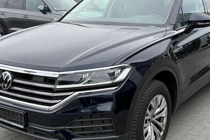 VW Touareg 123.511 km 30.990 € Vechelde 38159