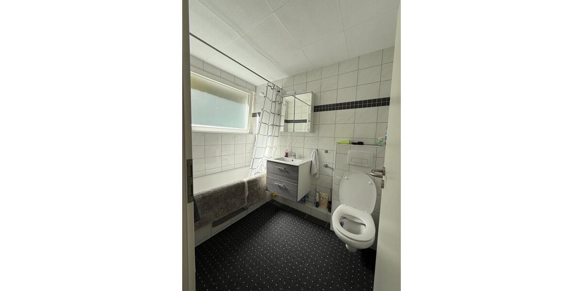Reihenhaus Stuttgart Stuttgart-West - 3 Zimmer, 73 m&sup2;, 120.000&euro; | Angebot:26225585