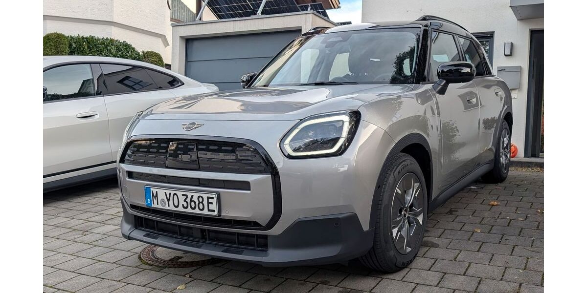 Mini Cooper E Countryman 2.500 km 34.999 &euro; Neubiberg 85579