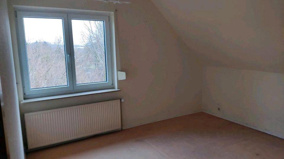 Dachgeschoßwohnung Flensburg Altstadt - 2 Zimmer, 84 m&sup2;, 950&euro; | Angebot:26316148